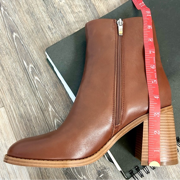 MARC FISHER 🪵 Lysia Stacked Heel Boot - Size 9.5 - Picture 6 of 6